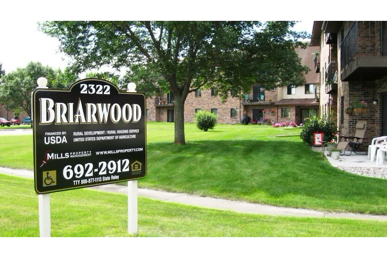 Image of Briarwood Apartments (2)