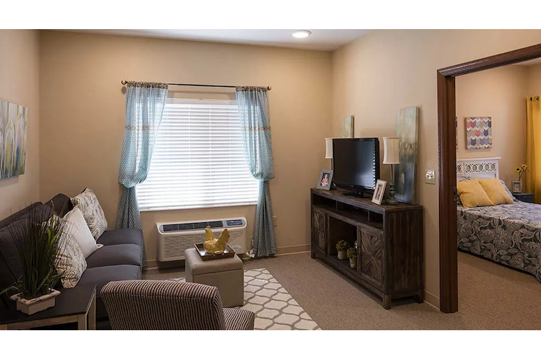 Image of Oxford Grand Assisted Living & Memory Care (4)