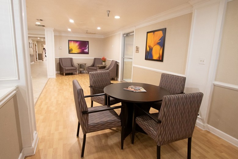 Image of Madison Pointe Care Center (4)