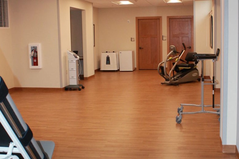 Image of Oak Park Place Nursing Of Nakoma (4)