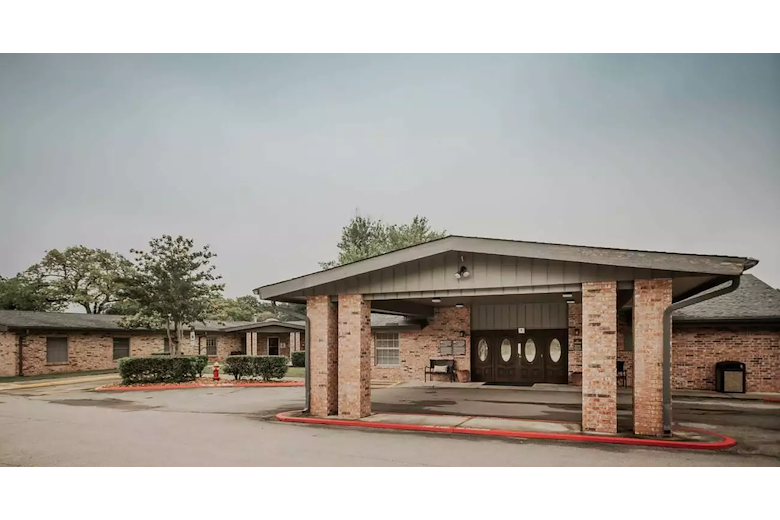 Image of Town And Country Nursing And Rehabilitation Center (2)