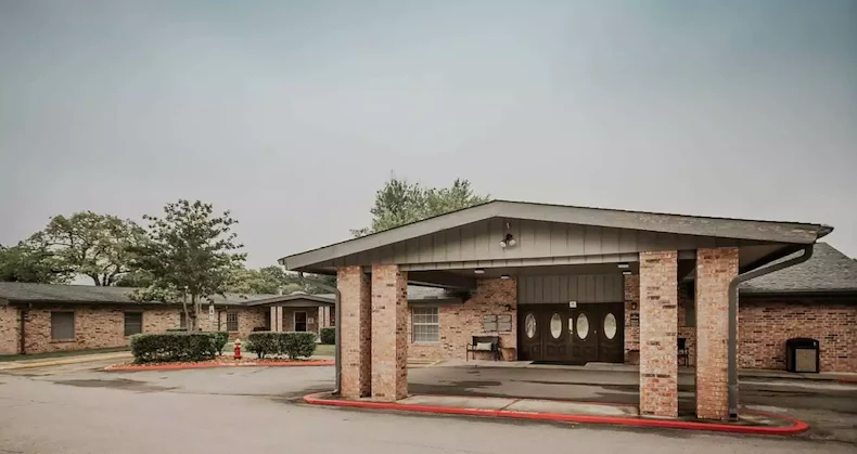 Image of Town And Country Nursing And Rehabilitation Center (2)