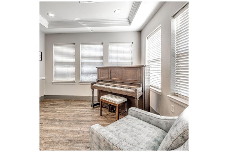 Image of Iris Memory Care of Tulsa (5)