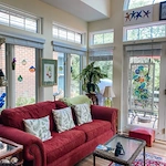 The Knolls Of Oxford apartment living room