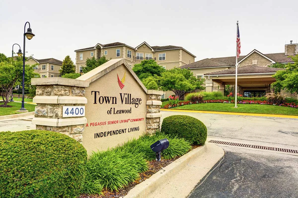 Image of Town Village Leawood (1)