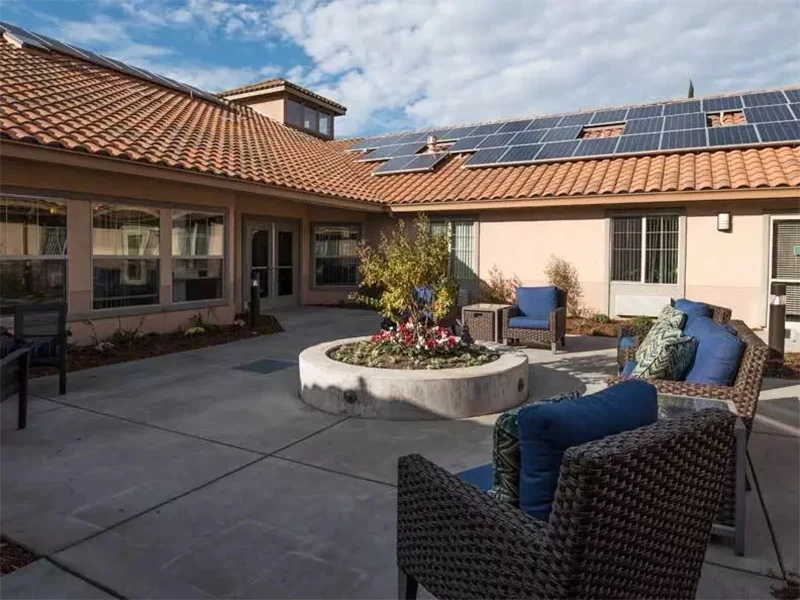 Image of Meadow Oaks of Roseville (3)