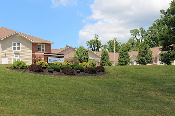 Image of Evergreen Senior Living Alton (2)