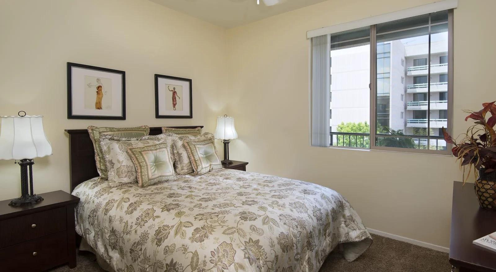 Image of Burbanks Senior Artists Colony (8)