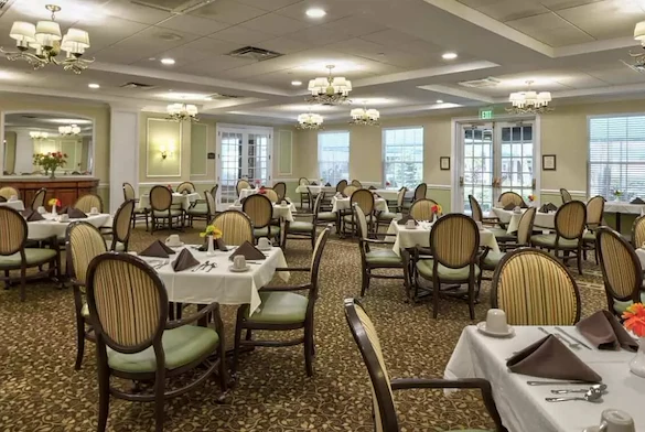 Image of Aston Gardens at The Courtyards (7)