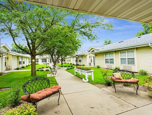 Image of Rolling Meadows Senior Living (7)