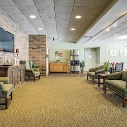 Image of Farmington Hills Inn (3)
