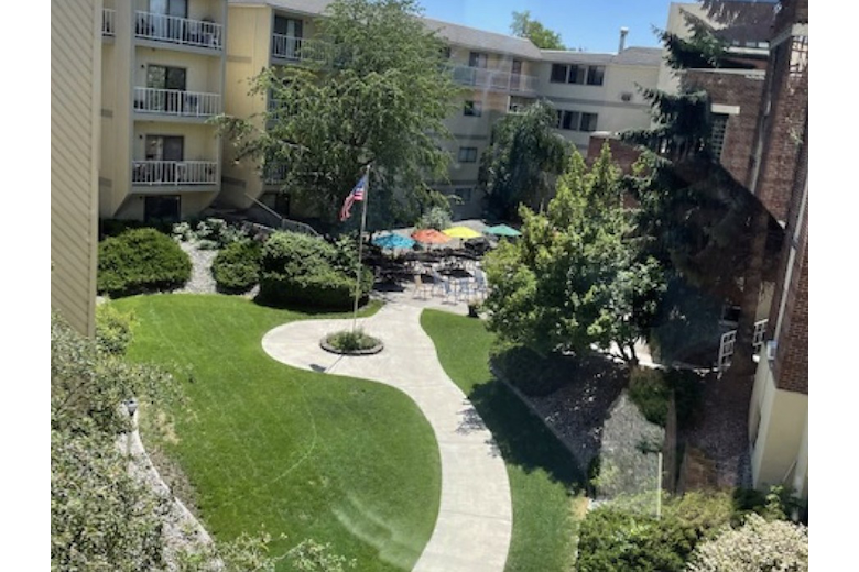 Image of Maplewood Gardens (3)