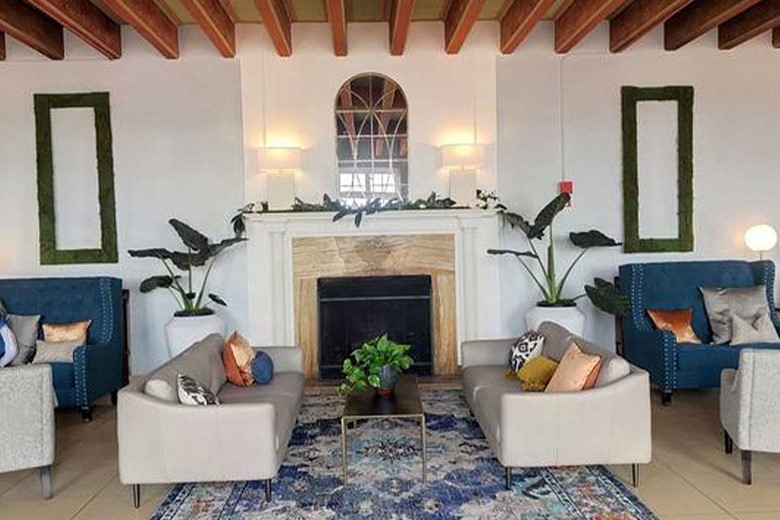 Image of Portola Gardens (7)