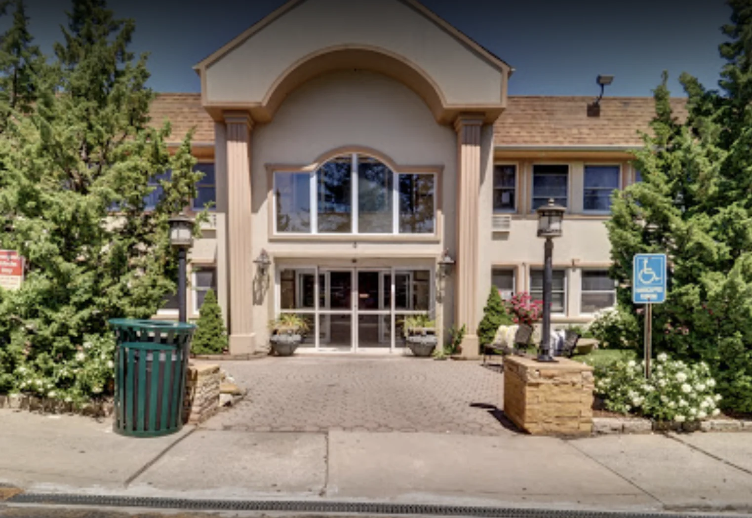 Image of Glen Cove Center For Nursing And Rehabilitation (1)