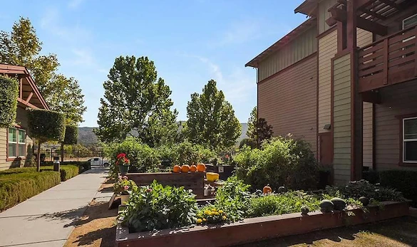 Image of Merrill Gardens at Gilroy (8)