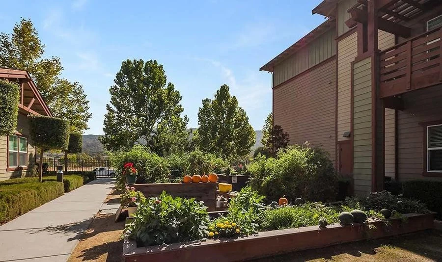 Image of Merrill Gardens at Gilroy (8)