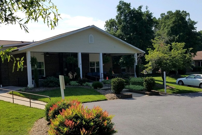 Image of Brockford Inn Assisted Living (2)
