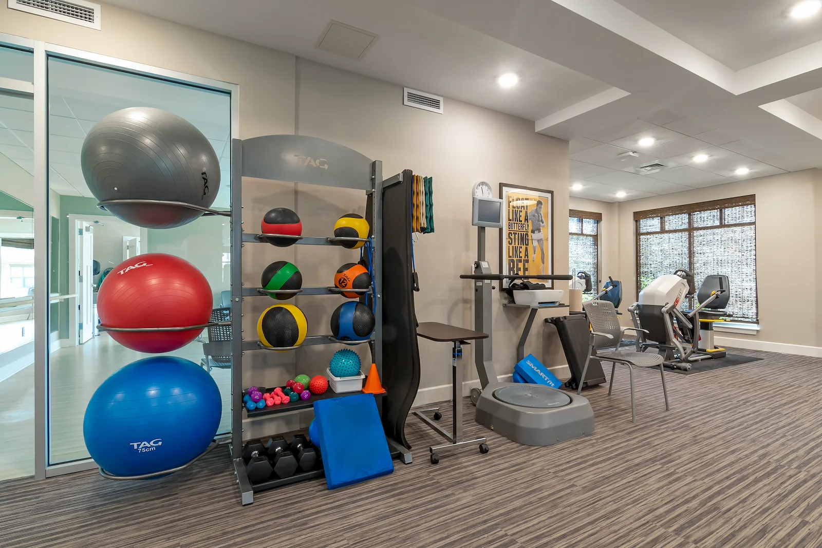 Image of Mission Chateau Senior Living Community (4)