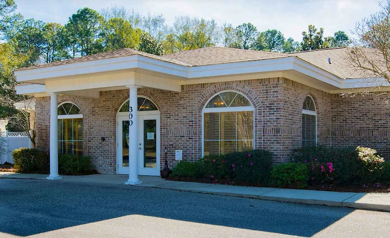 Image of Live Oak Village (1)