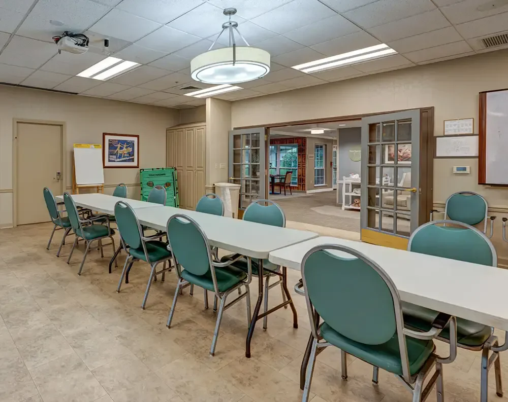 Image of Arden Courts at Bingham Farms (7)