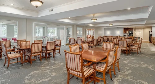 Image of Applewood Pointe of Bloomington Cooperative (2)