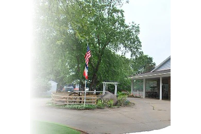 Image of Linn Manor Care Center (2)