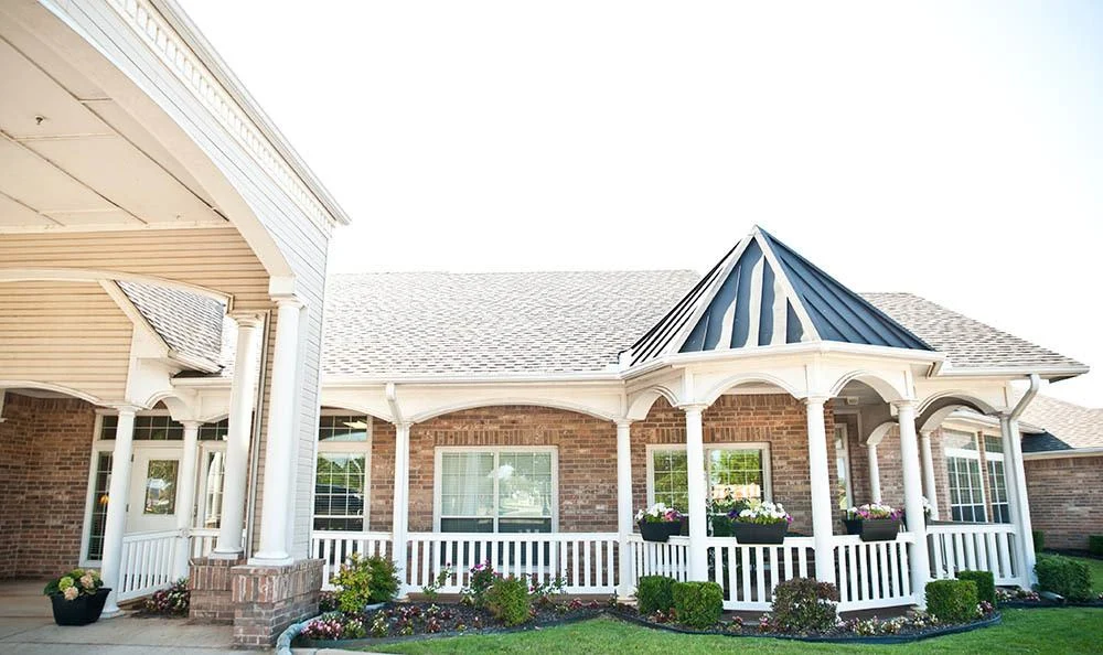 Image of Rambling Oaks Courtyard Extensive Care Community (2)