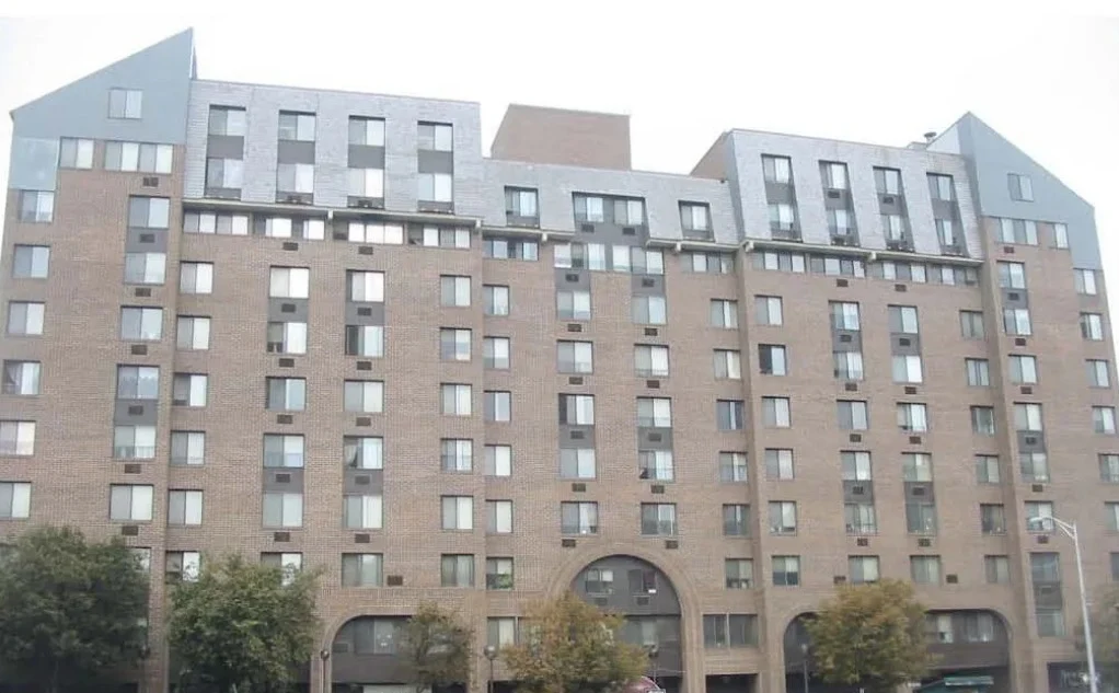 Image of Exchange Place Towers (2)