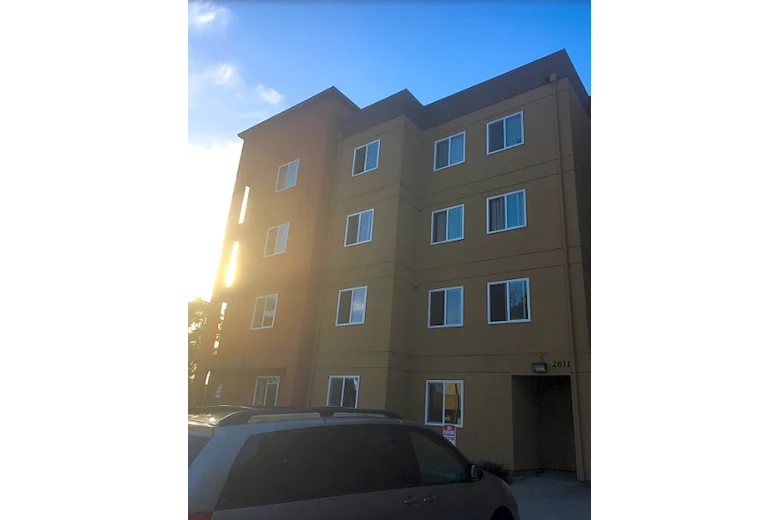 Image of E.E. Cleveland Manor (6)