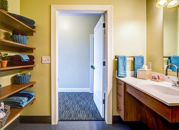 Image of The Courtyard at Oshkosh (6)