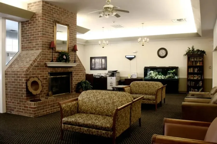 Image of Oaks at Dalton (4)