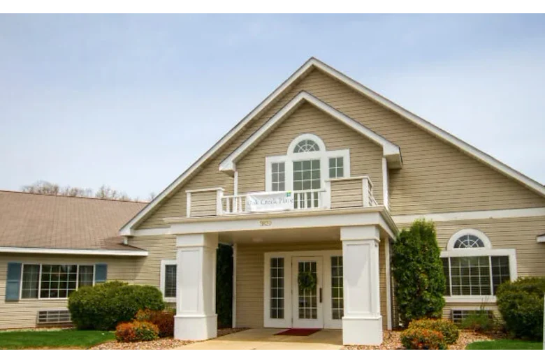 Image of Trustwell Living at Oak Creek Place (1)