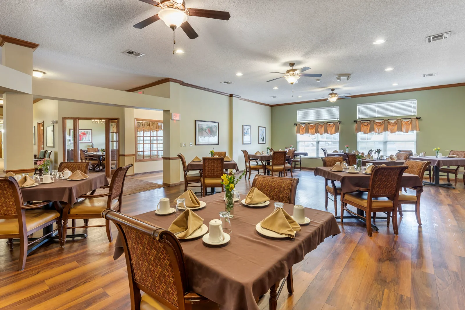 Image of Oxford Springs Durant (4)