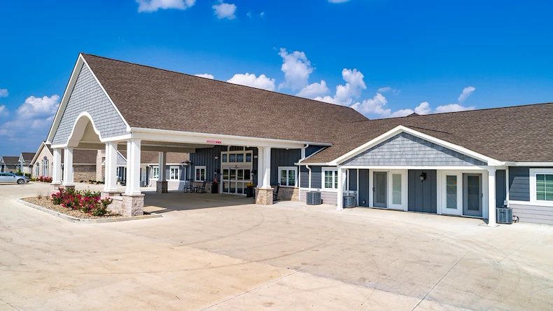 Image of Villas of Holly Brook and Reflections Jerseyville, Illinois (1)