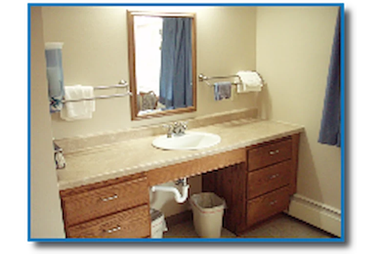 Image of Linn Manor Care Center (3)