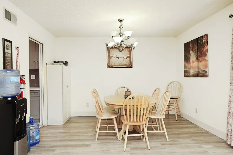 Image of Blue Skies of Chatsworth (4)