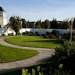 Avamere at Sherwood Assisted Senior Living outdoor area