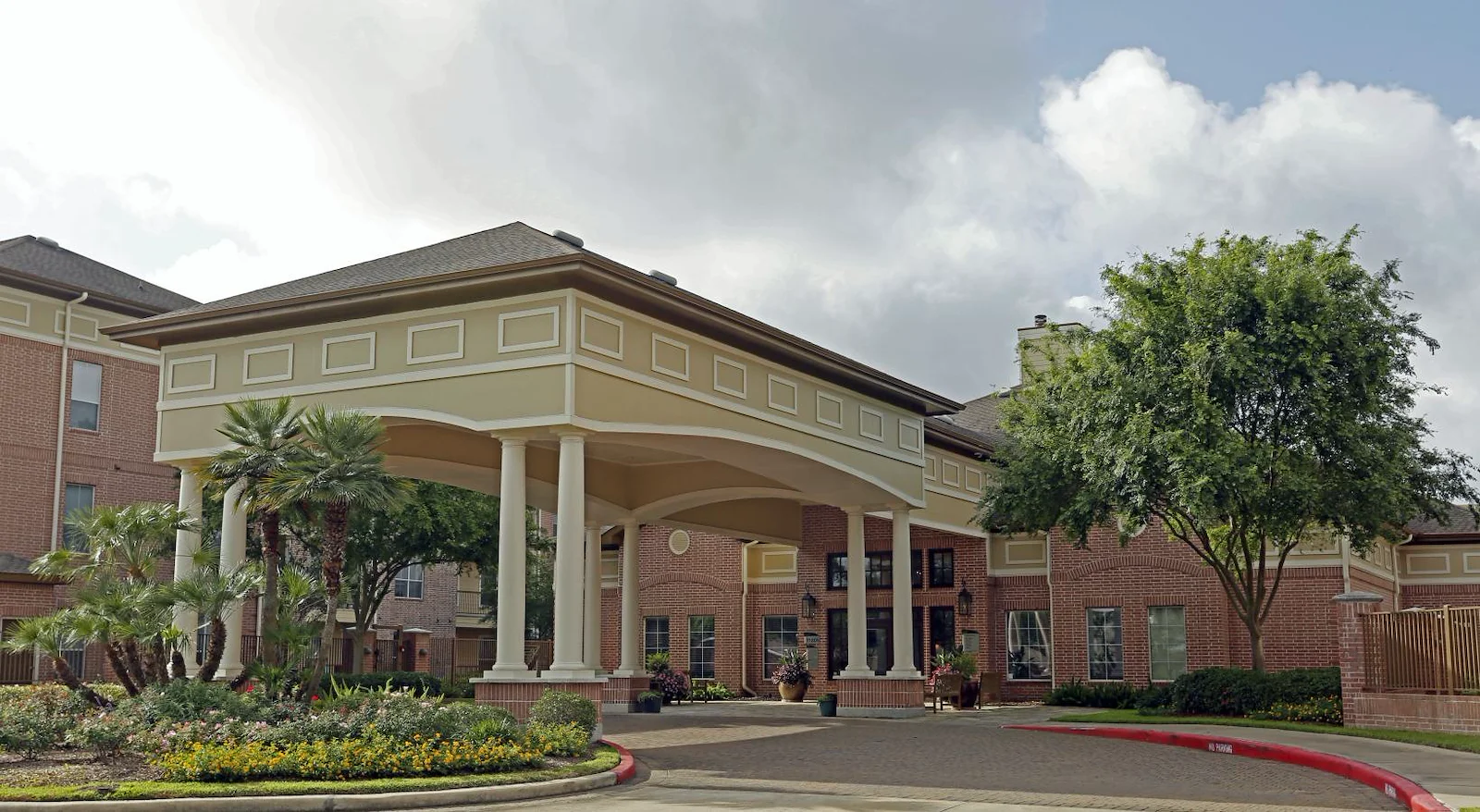 Image of Elate Royal Oaks (2)