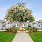 Image of Trustwell Living at Terrebonne Place (2)