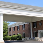 Image of Kingston Residence of Perrysburg (6)