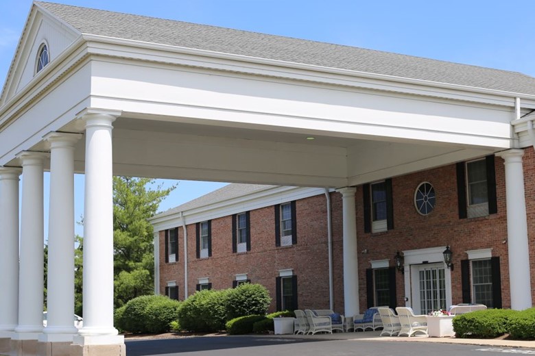 Image of Kingston Residence of Perrysburg (6)