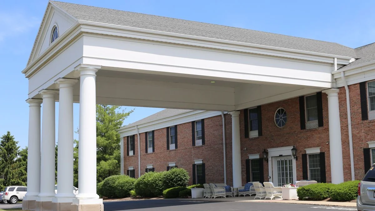 Image of Kingston Residence of Perrysburg (6)