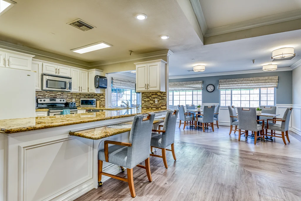 Image of Cottages at Palm Springs (2)