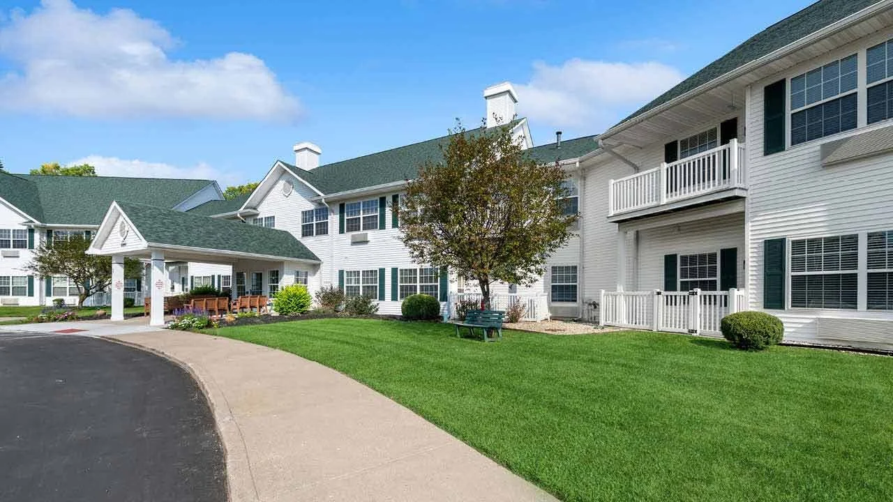 Image of Park Square Manor (1)