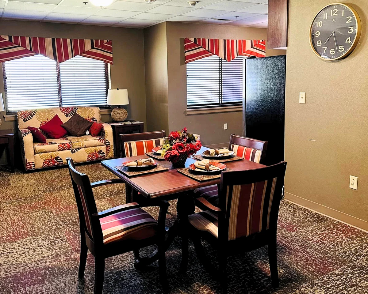 Image of Five Points at Lake Highlands Nursing and Rehab (5)