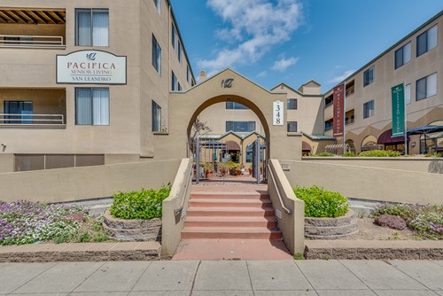 Image of Pacifica Senior Living San Leandro (1)