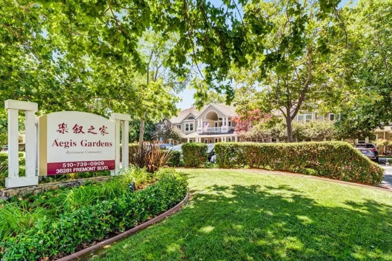Image of Aegis Gardens (1)