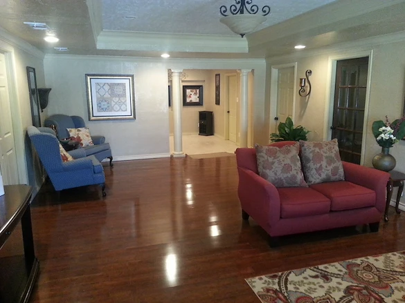 Image of Oakridge Assisted Living (2)