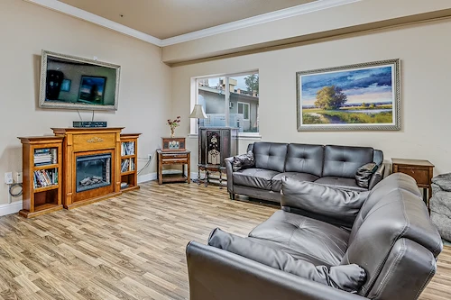 Image of Apple Ridge Assisted Living (2)