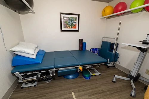 Image of Treasure Hills Healthcare & Rehabilitation Center (7)